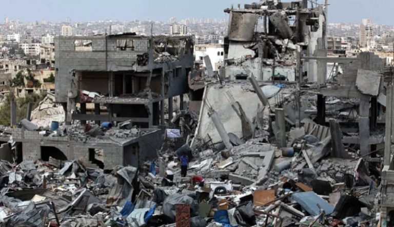 “إسرائيل” دمرت 70% من المباني السكنية في غزة!