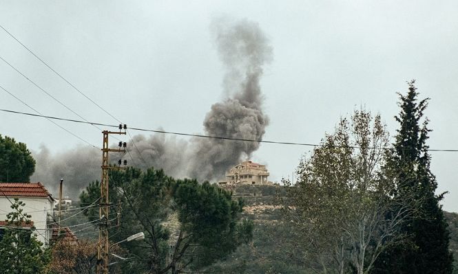 غارة تستهدف منزلاً في كفركلا