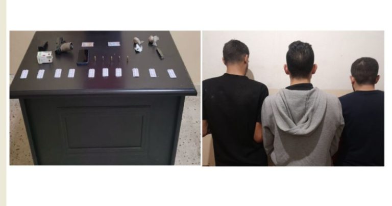 عصابة خطيرة لسرقة السيارات بقبضة “المعلومات”