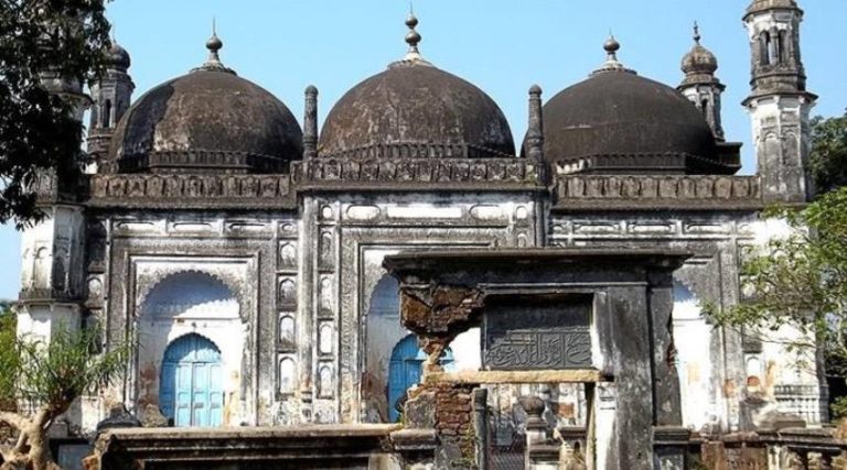 المتطرفون الهندوس يهدمون مساجد المسلمين لبناء معابد هندوسية!