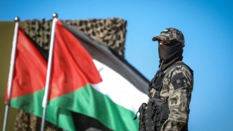 المقاومة الفلسطينية تدك تحشدات وآليات العدو في غزة