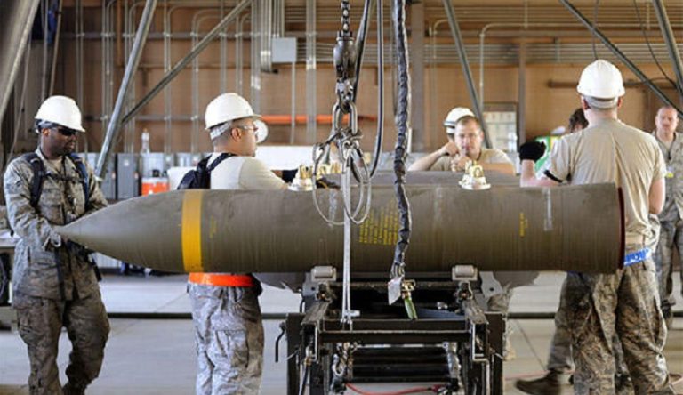 “إسرائيل” استخدمت قنبلة أميركية قتلت 100 شخص في غزة