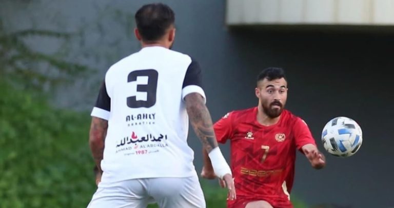 النجمة يهزم الأهلي النبطية ويستعيد الصدارة