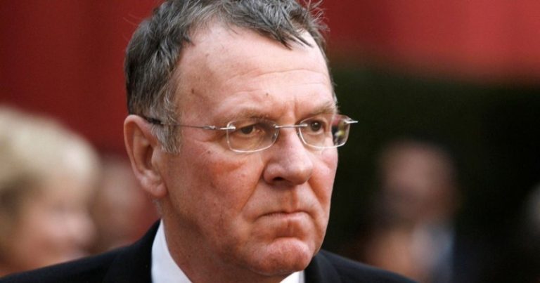 رحيل الممثل البريطاني توم ويلكنسون