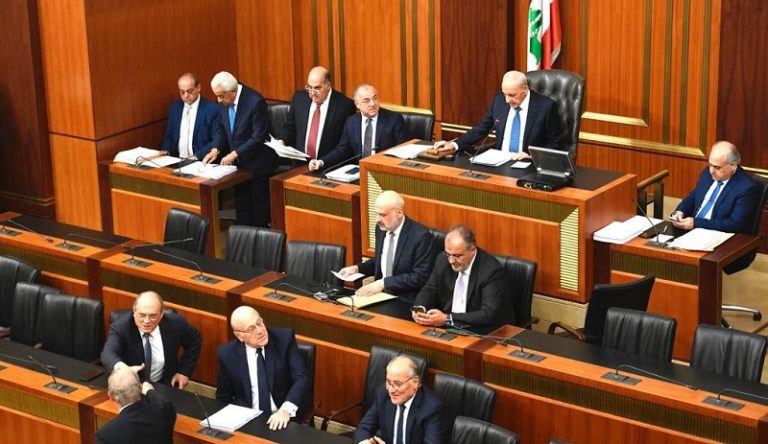 قانون الإيجارات غير السكنية: ميقاتي يتراجع عن الخطأ.. بخطأ دستوري