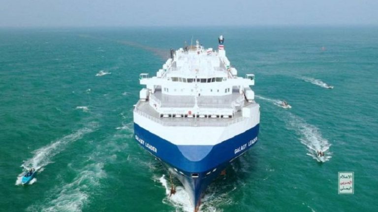 غرق غواصة سياحية في البحر الأحمر يودي بحياة 6 روس