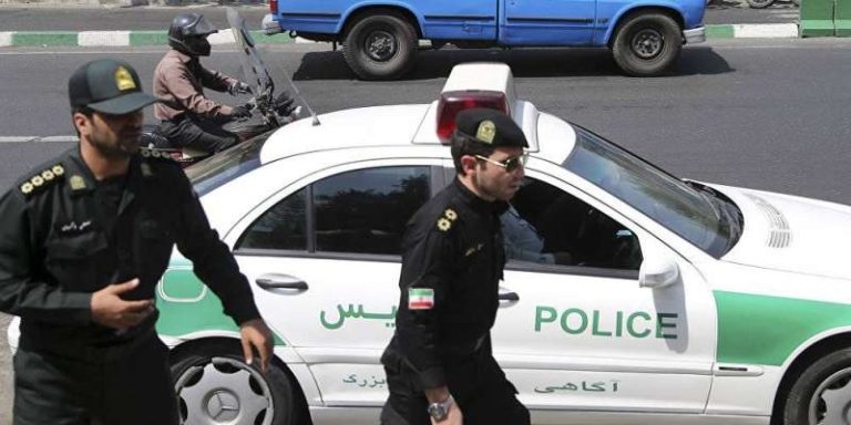 مقتل 11 شرطياً بهجوم في إيران