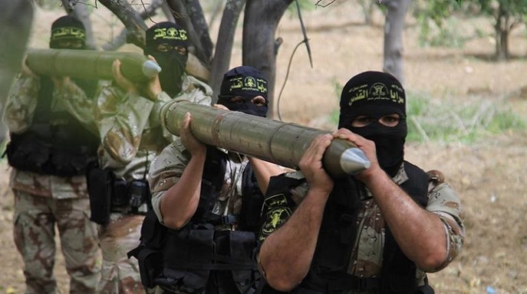 بالفيديو.. “سرايا القدس” تستهدف تجمعاً للآليات وتقنص جندياً صهيونياً شمال غزة