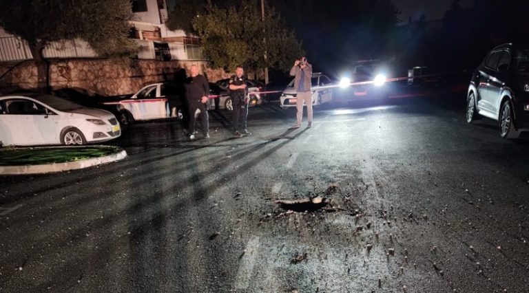 بعد ضربات المقاومة.. لا كهرباء في “كريات شمونة”