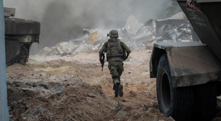 مقتل 9 ضباط وجنود للعدو في غزة