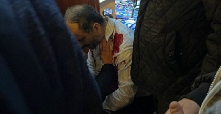 طعن إمام مسجد “الفاتح” في اسطنبول