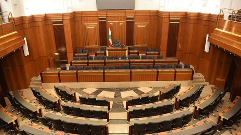 هل يحضر “التيّار” جلسات التشريع في “زمن الحرب”؟