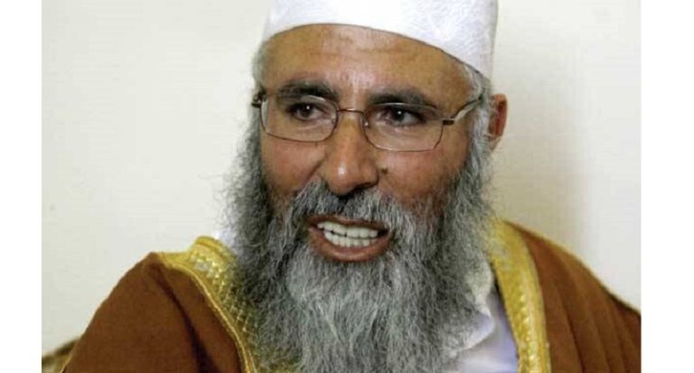 الأشغال الشاقّة 65 عاماً لـ”أبو طاقية”: حكاية “الرجل الثاني” في “جبهة النصرة”