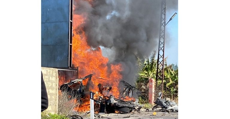 بالفيديو.. العدو يقصف سيارة في البازورية