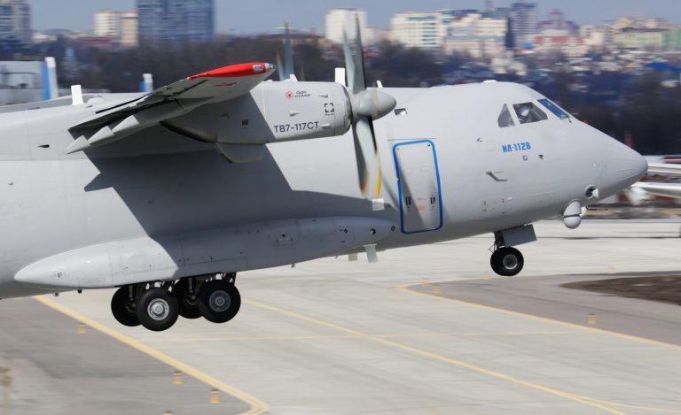 طائرة شحن تتعرض لحادث أثناء الهبوط في ياكوتيا