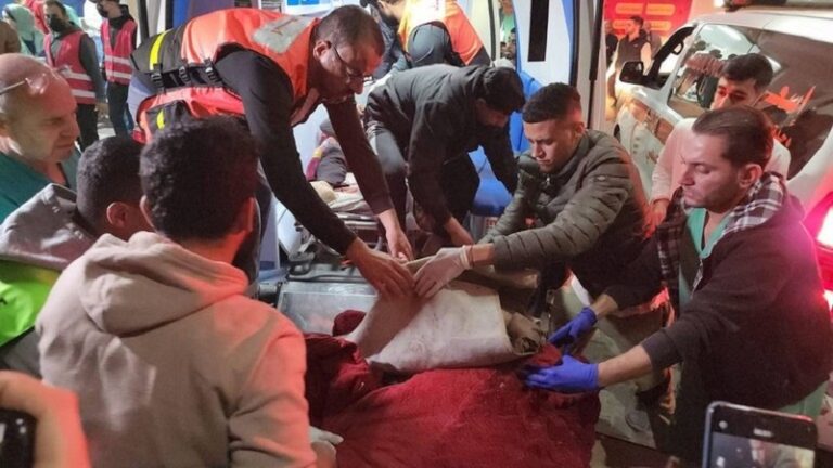 بالفيديو: قصف عنيف على خان يونس.. وأكثر من 70 شهيداً!