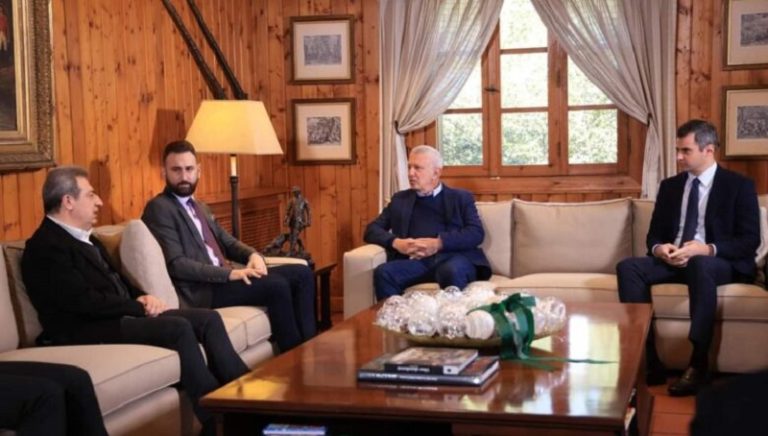 جنبلاط يُربك المعارضة؟