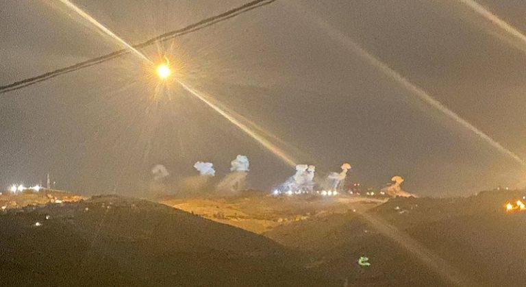 العدو استهدف بلدة حولا (فيديو وصور)