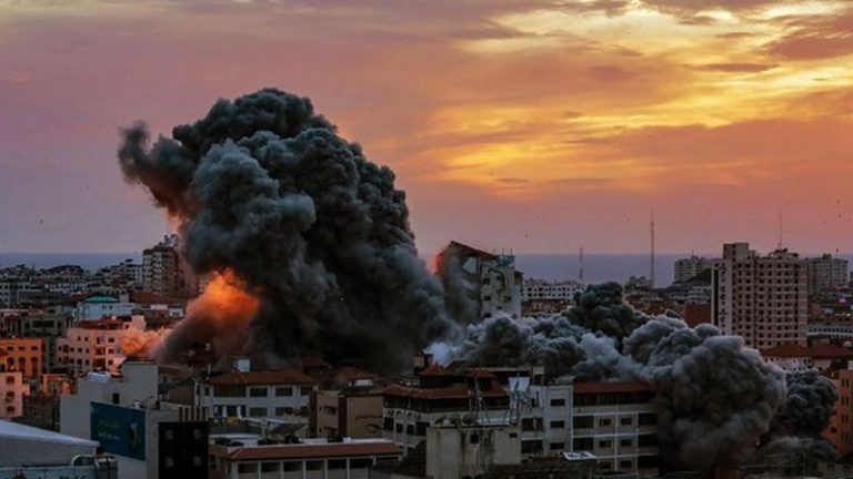 شهداء باستهداف سيارة في خان يونس