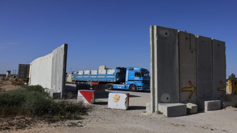 تظاهرات الصهاينة تمنع وصول المساعدات إلى غزة