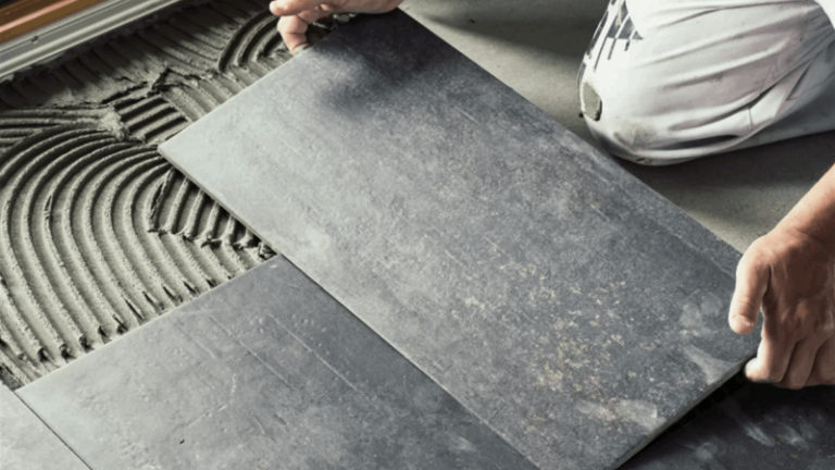 بالصورة..قناع الموت في أرض المنزل؟