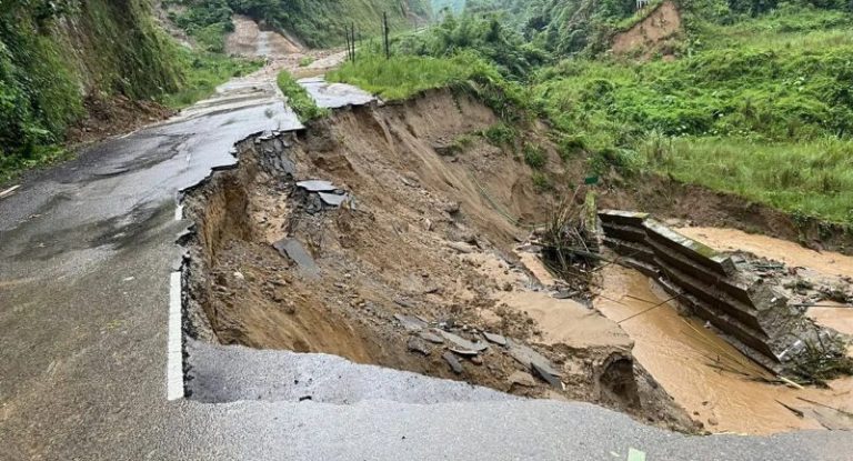 مقتل أكثر من 18 شخصاً في كولومبيا بإنزلاق التربة