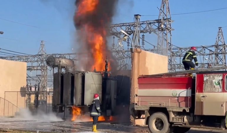 استهداف جوي تركي لمحطة تحويل كهرباء في سوريا (فيديو)
