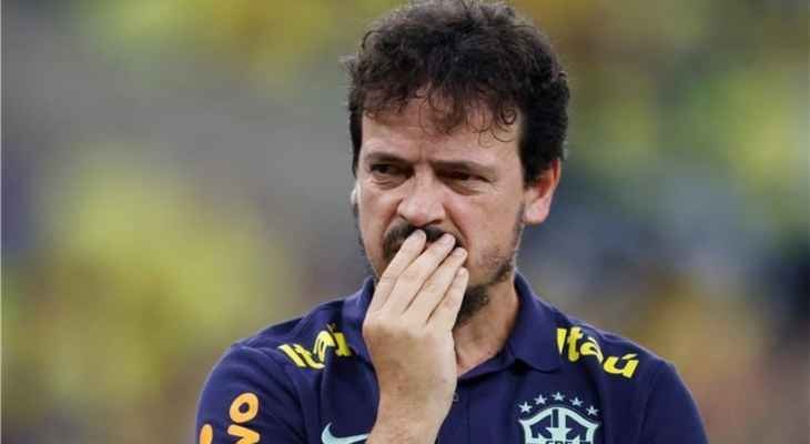 إقالة مدرب منتخب البرازيل لكرة القدم من منصبه