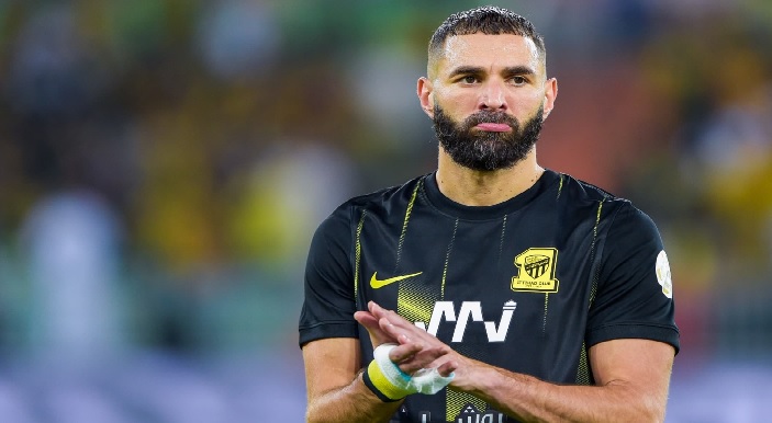 بنزيما على رادار باريس سان جيرمان