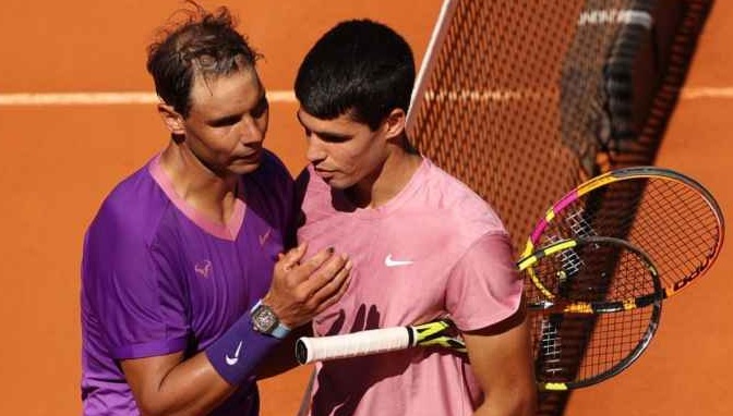 ألكاراز يتحدث عن نادال وميسي.. هذا ما قاله