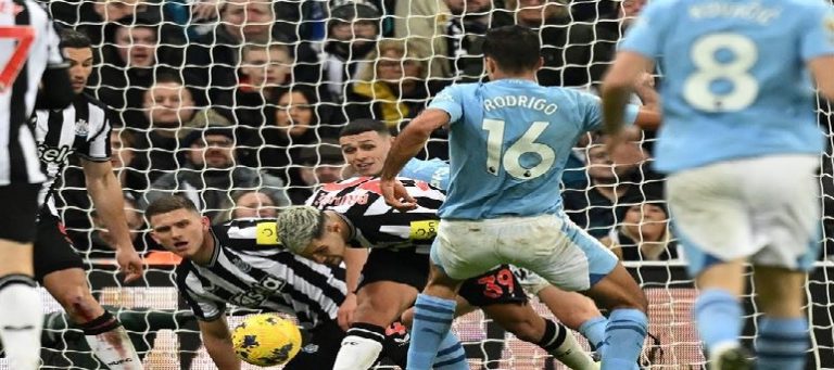 البطولات الأوروبية لكرة القدم: السيتي يٍُسقط نيوكاسل وفوز متأخر لليفركوزن