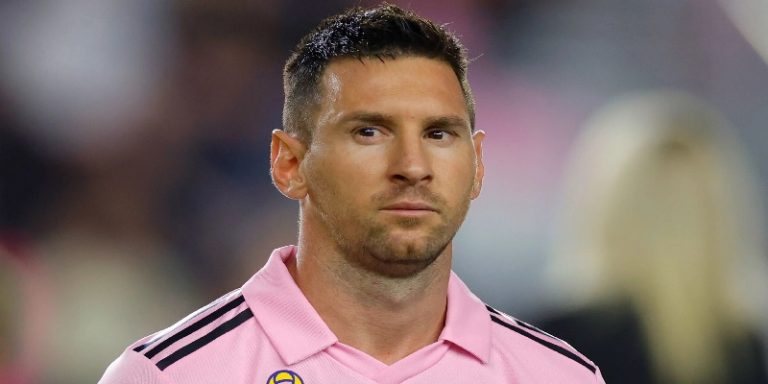 هل ينتقل ميسي الى السعودية من بوابة الأكاديميات؟