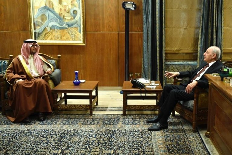 بري يلتقي السفيرين السعودي والمصري