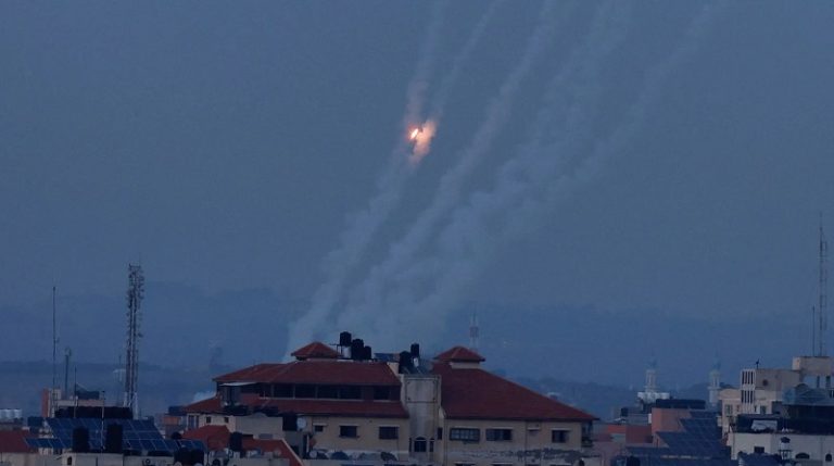 صواريخ على “نتيفوت” في النقب الغربي (فيديو – صور)