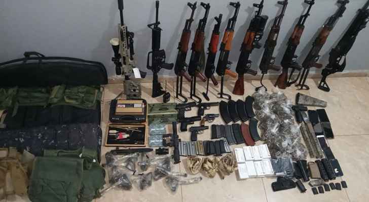 سلسلة توقيفات وعمليات ضبط للجيش خلال شهر كانون الأول