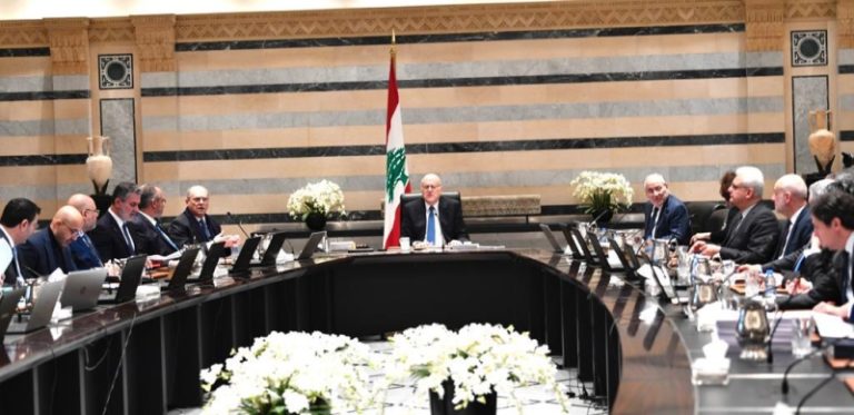 هل تجاهلت الحكومة سلسلة الرّتب والرواتب الموعودة؟