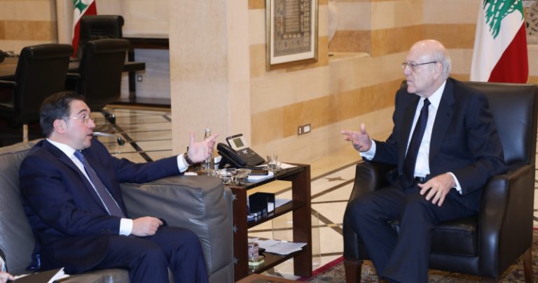 وزير خارجية إسبانيا: لعقد مؤتمر سلام ووقف النار في غزة