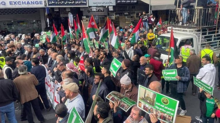 بالفيديو.. مسيرات حاشدة في اليمن والأردن دعماً لغزة