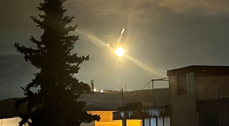 غارتان على مروحين وراميا وقصف على الجبين