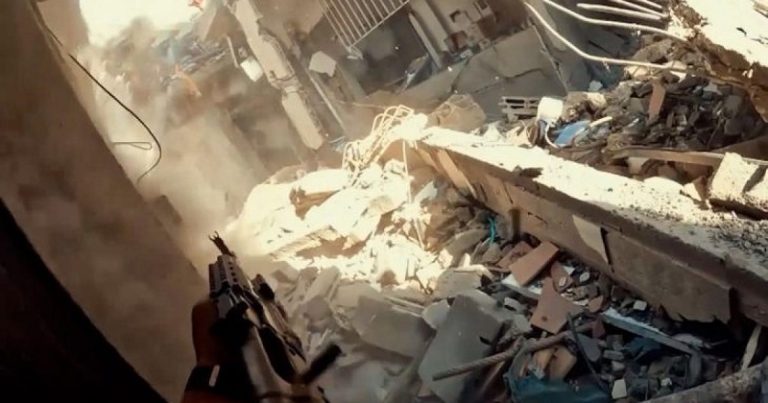 بالفيديو | عملية مركبة لـ”القسام” في المغازي.. وغنائم!