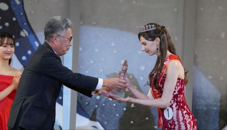 بالصورة: أوكرانية تفوز بلقب “ملكة جمال اليابان”!