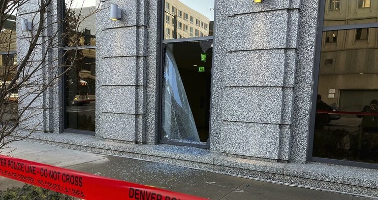 اعتقال رجل على  خلفية اقتحامه محكمة كولورادو