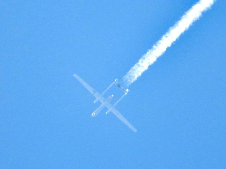 طائرة ” Heron TP” الصهيونية تحلق في الأجواء الحدودية