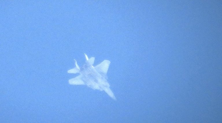 بالصور.. “حربي” في الأجواء