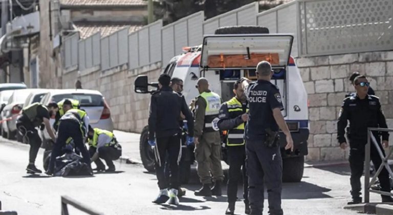 إصابة شرطي صهيوني بعملية طعن