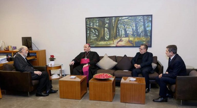 جعجع: الفريق السيادي مستعد للبحث في خيار مرشح ثالث.. ولكن!