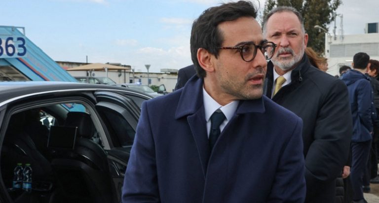 وزير خارجية فرنسا يصل لبنان اليوم بتهديدات “جوفاء”