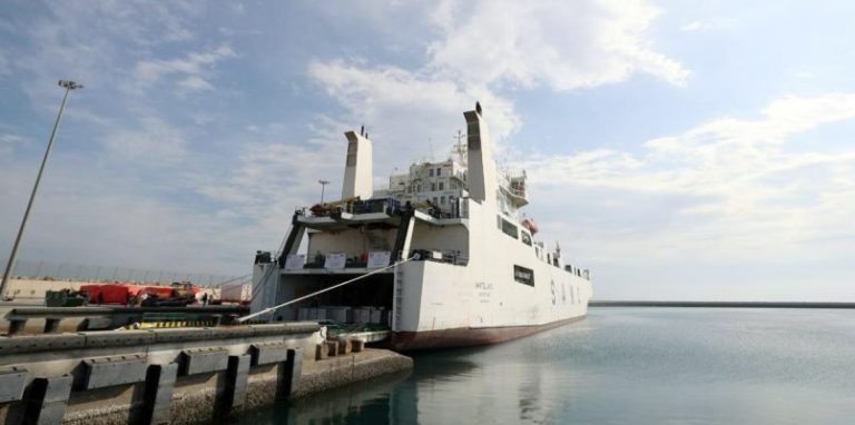 اندونيسيا ترسل سفينة محملة بالمساعدات إلى غزة