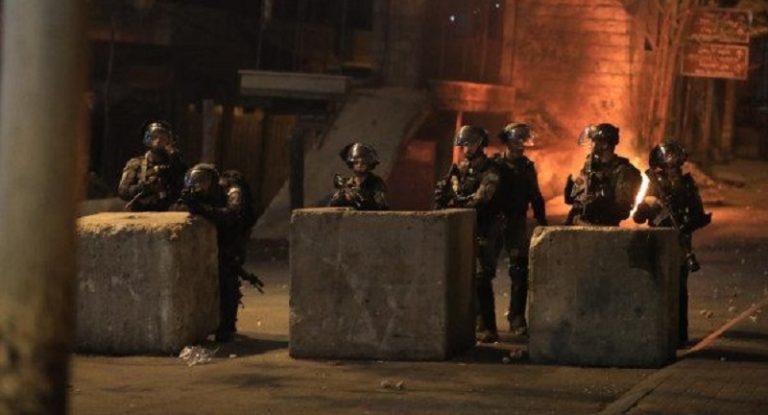 اقتحامات واعتقالات في الضفة الغربية