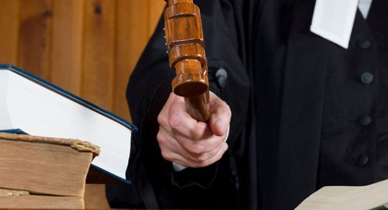 الحجار خلفاً لعويدات